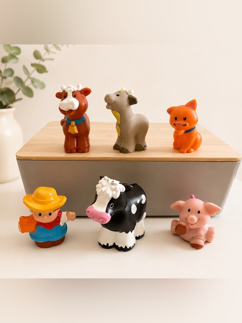 Fisher-Price Little People Farm Animal & Farmer Lot of 6